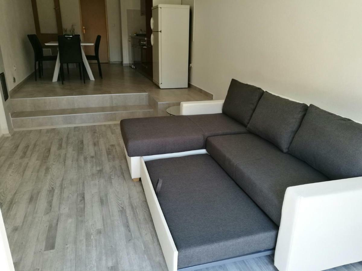 Apartman Ivankovic*** Pula Buitenkant foto